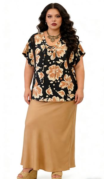 Immagine di LOOSE VISCOSE BLOUSE LACE UP COLLAR, PERFECT FOR SUMMER